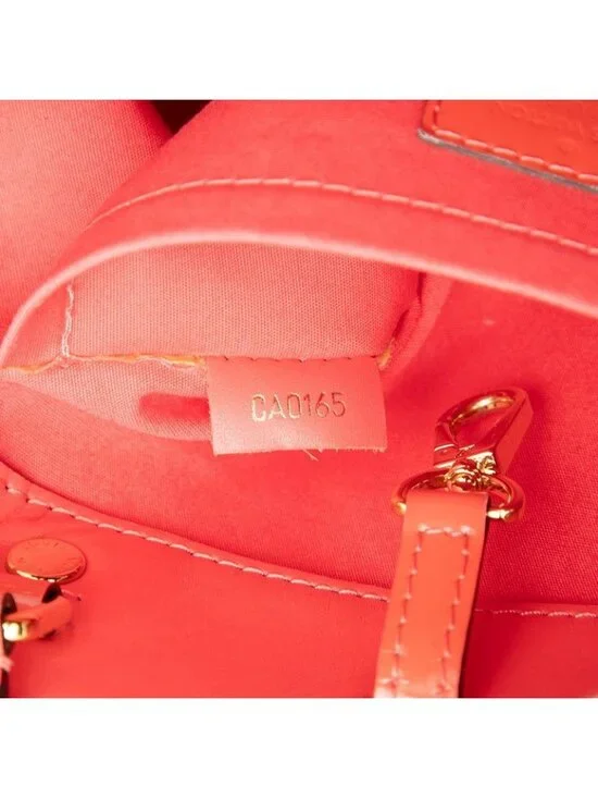 Louis Vuitton Monogram Vernis Montaigne BB Shoulder Bag 2-Way - Picture 6 of 6